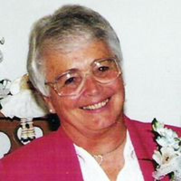  Ruth Marie Sharatt (Hansen) Portrait Image